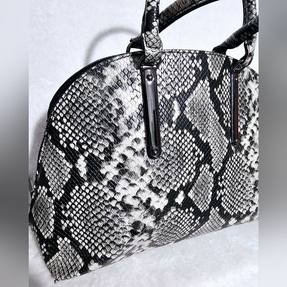 Aldo Black and White Snakeskin Crossbody Bag - Picture 11 of 16